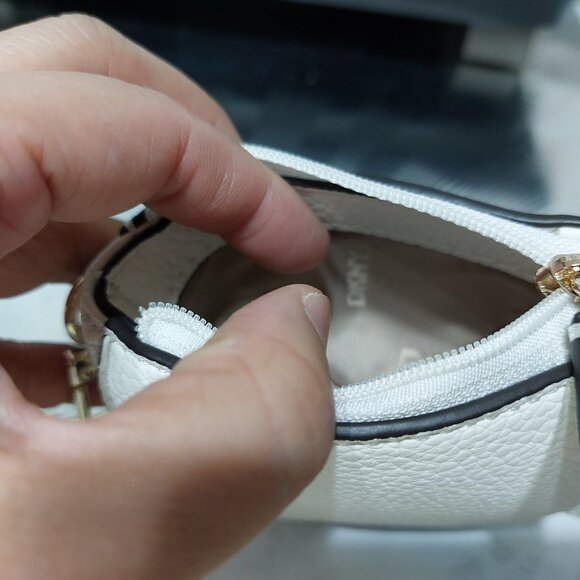 DKNY Clip On Handbag Keychain Mini Bag Coin Purse Pouch Smooth Leather Style 2 - Picture 10 of 11